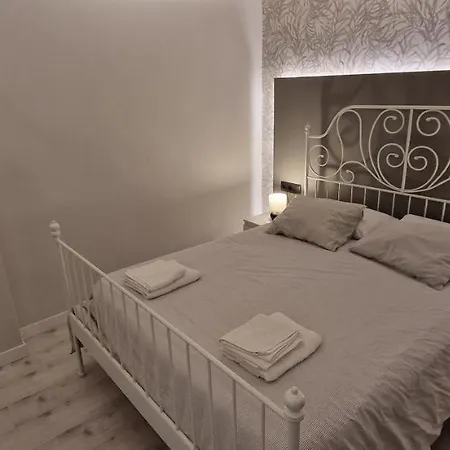 Rincon De Frey - Renovado Centro 4/6 Pax, Wifi